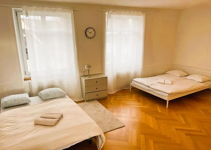 Amazing Apartments In The Heart Of Zurich Old Town Glocken - Self Checkin