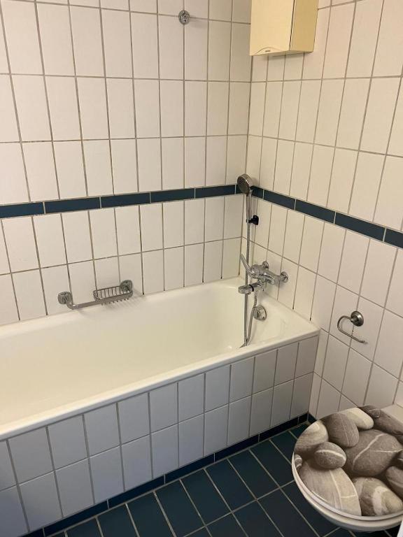 Amazing In The Heart Of Old Town Glocken - Self Checkin Apartment Zurich